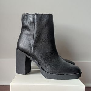 Pleather Black Heeled Boots w/ Faux Fur Lining